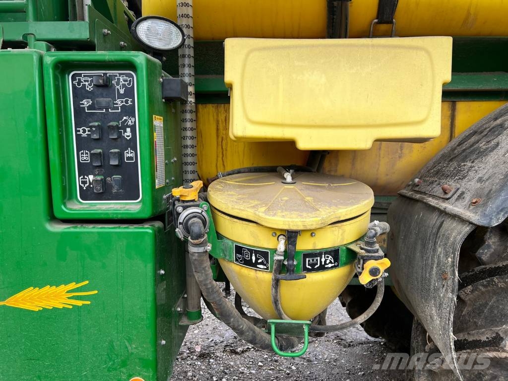 John Deere R4040i Itsekulkevat ruiskut