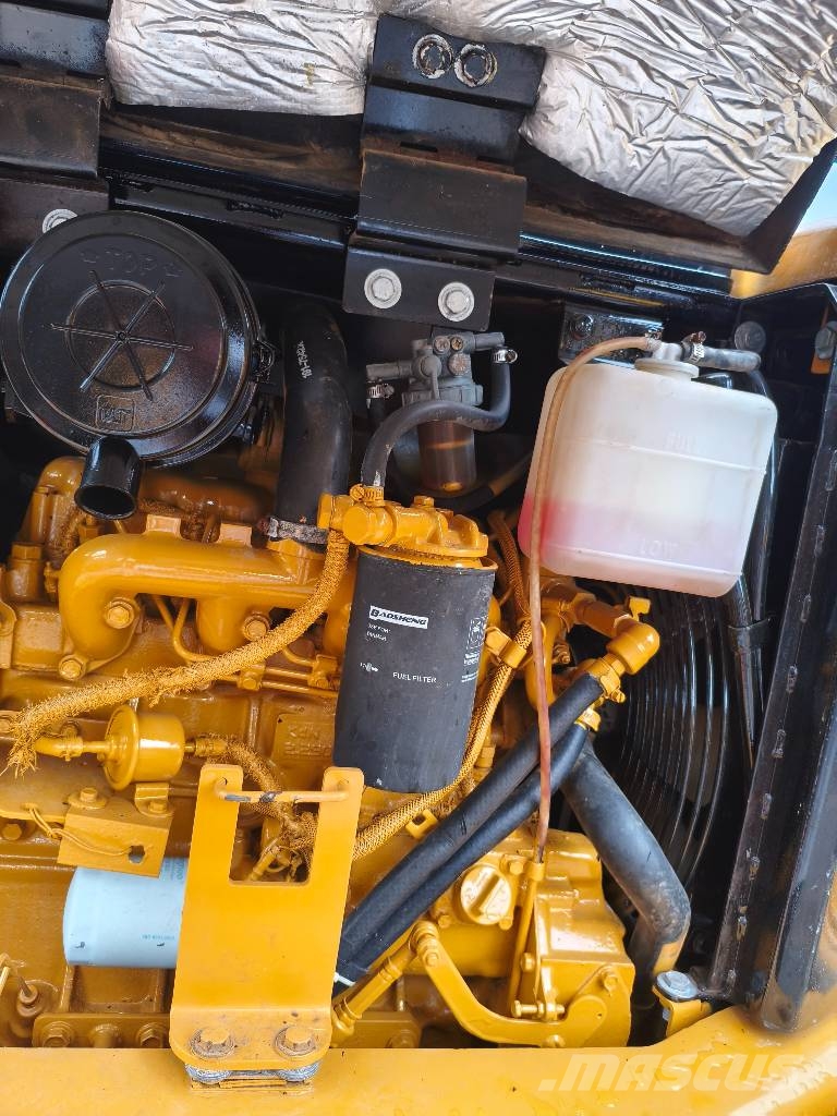 CAT 303.5 E 小型挖掘机