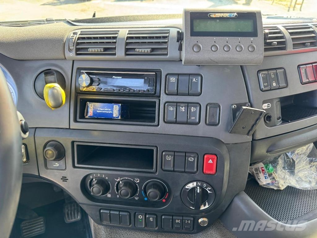DAF CF 400 8X4 EURO 6 + HIAB X-HIDUO 256EP-4 + REMOTE Hákový nosič kontejnerů
