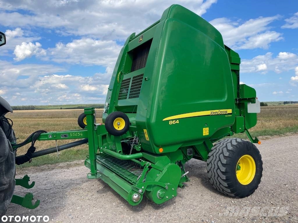 John Deere 864 RotoFlow Rundballenpressen