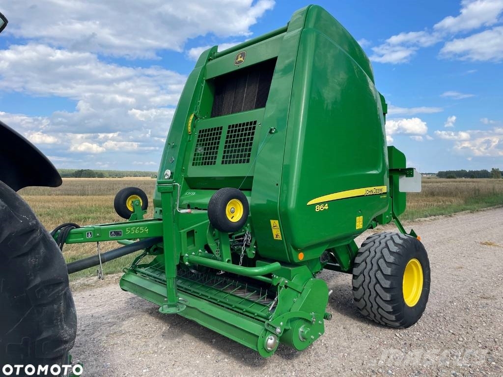 John Deere 590 ベーラー 農業機械現状販売 ジョンディア/John Deere 864 RotoFlow, 2017, ポーランド - 中古