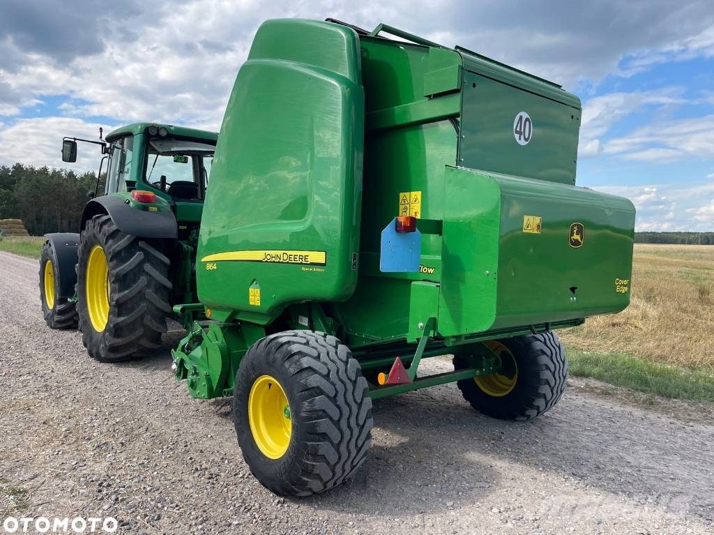 John Deere 864 RotoFlow Rundballenpressen