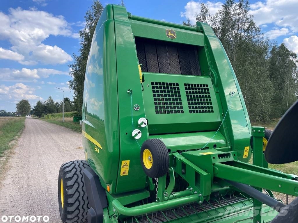 John Deere 864 RotoFlow Rundballenpressen