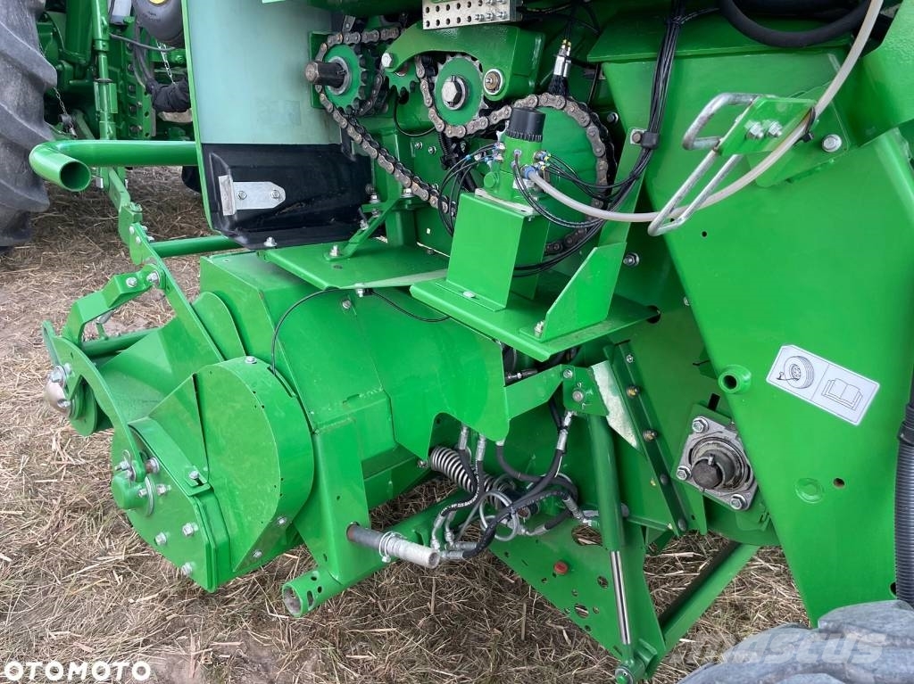 John Deere 864 RotoFlow Rundballenpressen