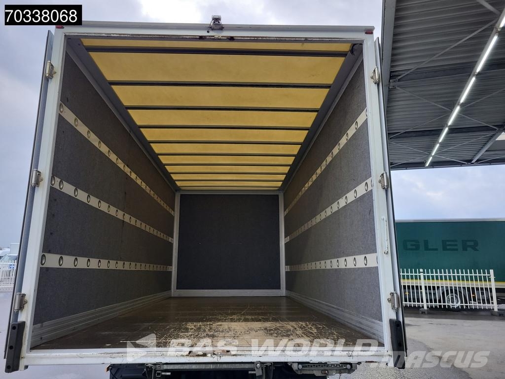Mercedes-Benz Atego 816 4X2 AC Manual Euro 6 Furgons