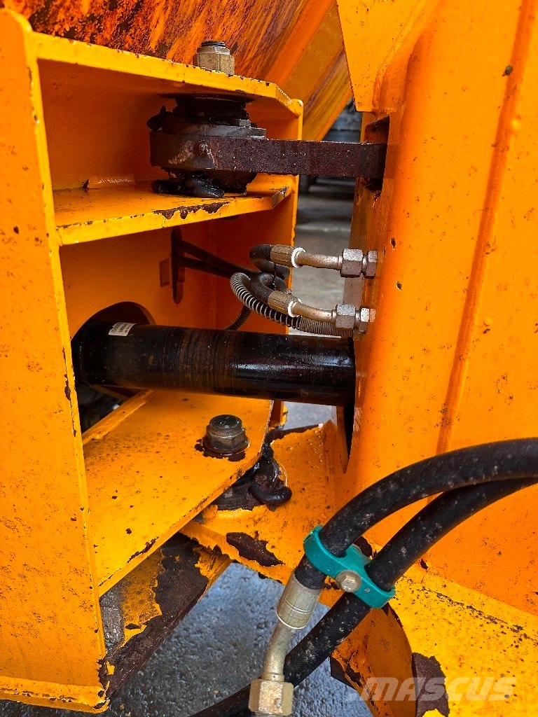 Thwaites 6T Minidumper