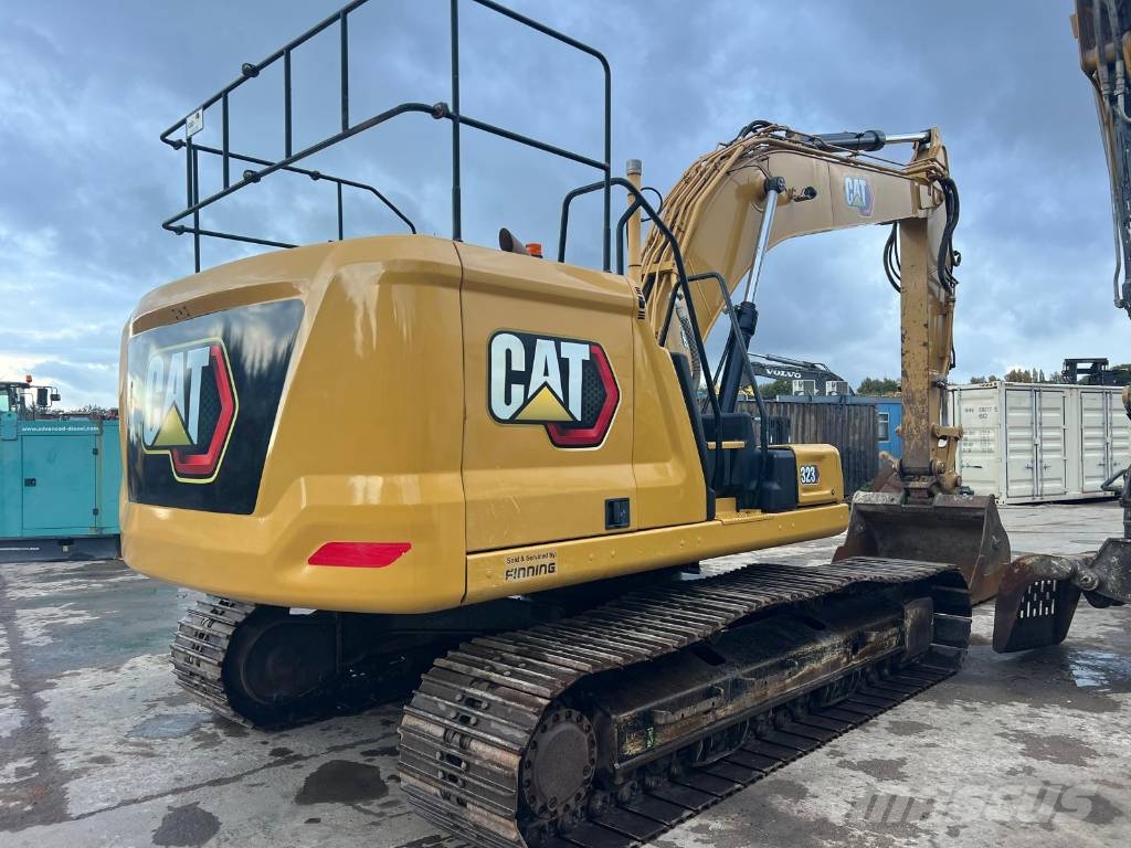 CAT 323 Crawler excavators