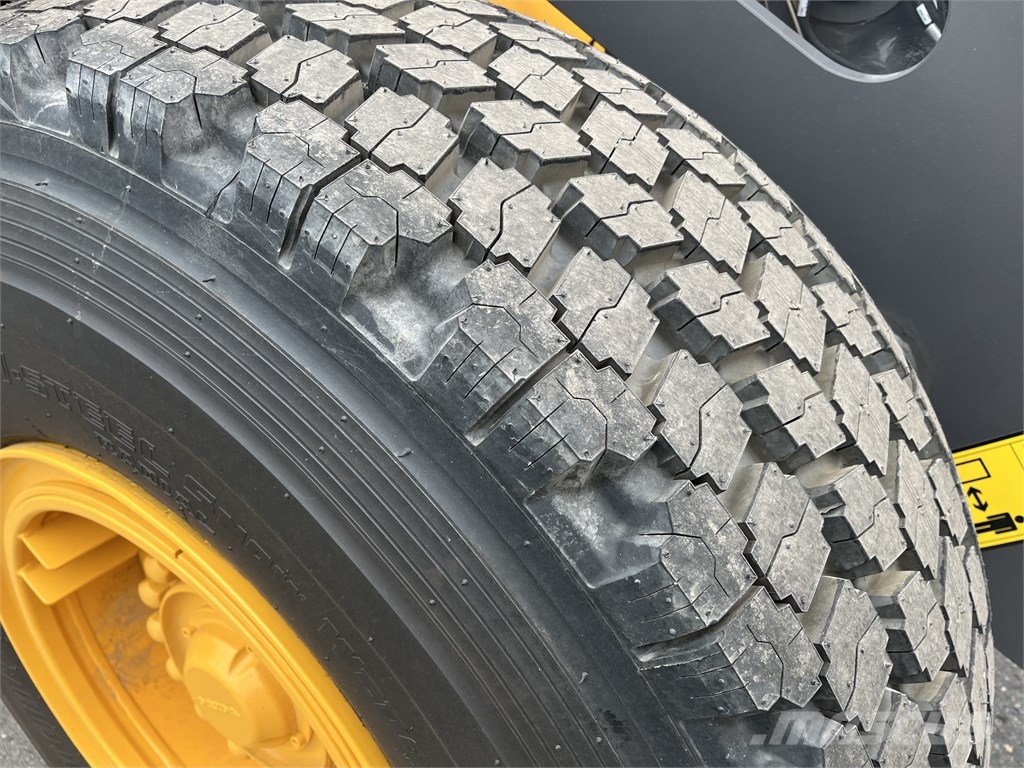 Volvo L70H2 لوادر بعجل