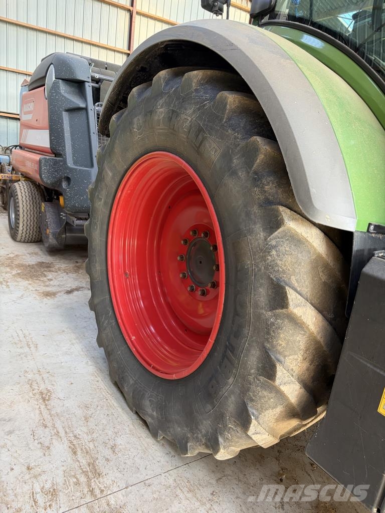 Fendt 720 VARIO POWER + 트랙터
