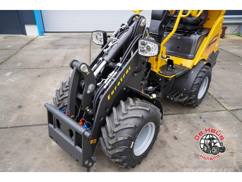 Eurotrac W11 LOW Wheel loaders