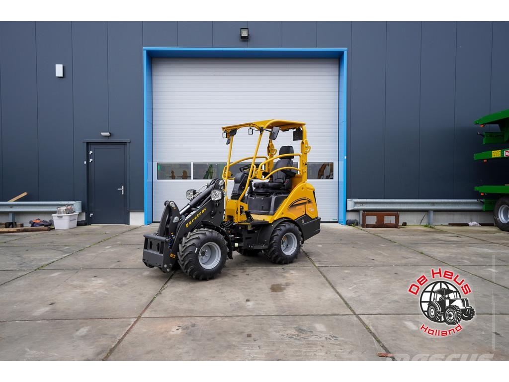Eurotrac W11 LOW Wheel loaders