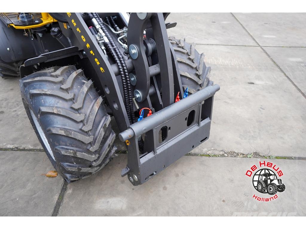 Eurotrac W11 LOW Wheel loaders