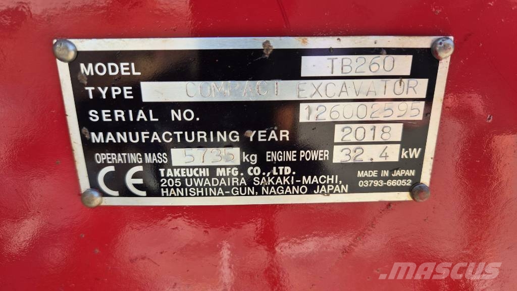 Takeuchi TB260 - POWERTILT - 3X BUCKETS - 2018 YEAR Minigraafmachines < 7t