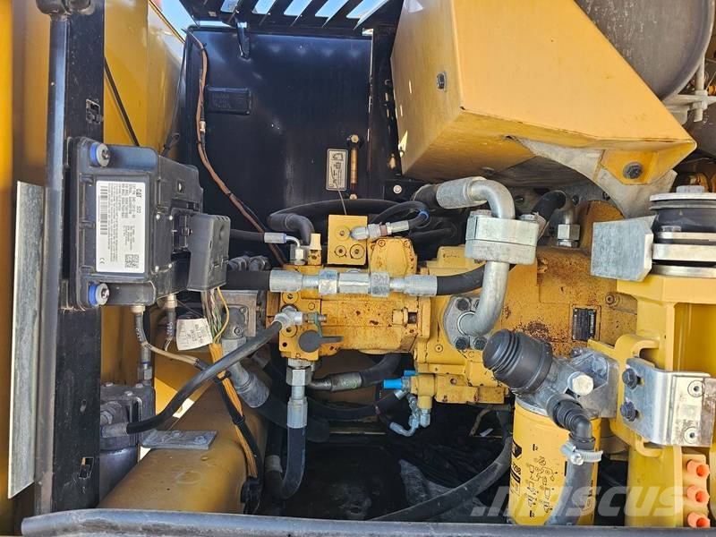CAT M 315 D VAH Bageri točkaši
