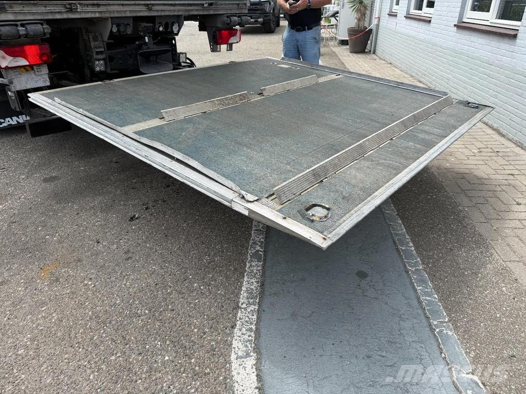 Scania G450 6X2 EURO 6 + THERMO KING + BÄR LIFT Kamioni hladnjače
