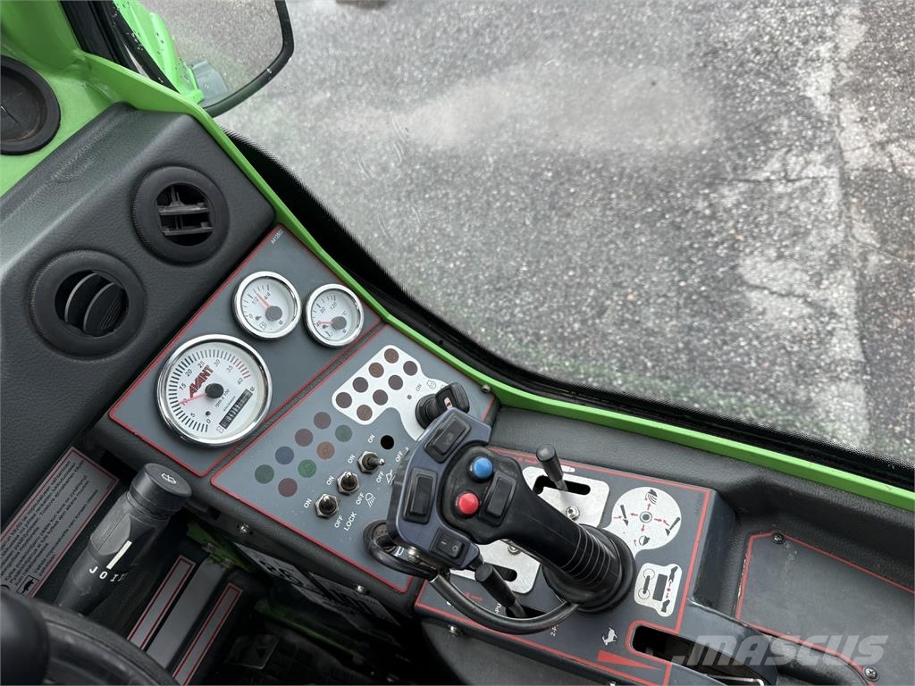 Avant 760i DLX Pienkuormaajat