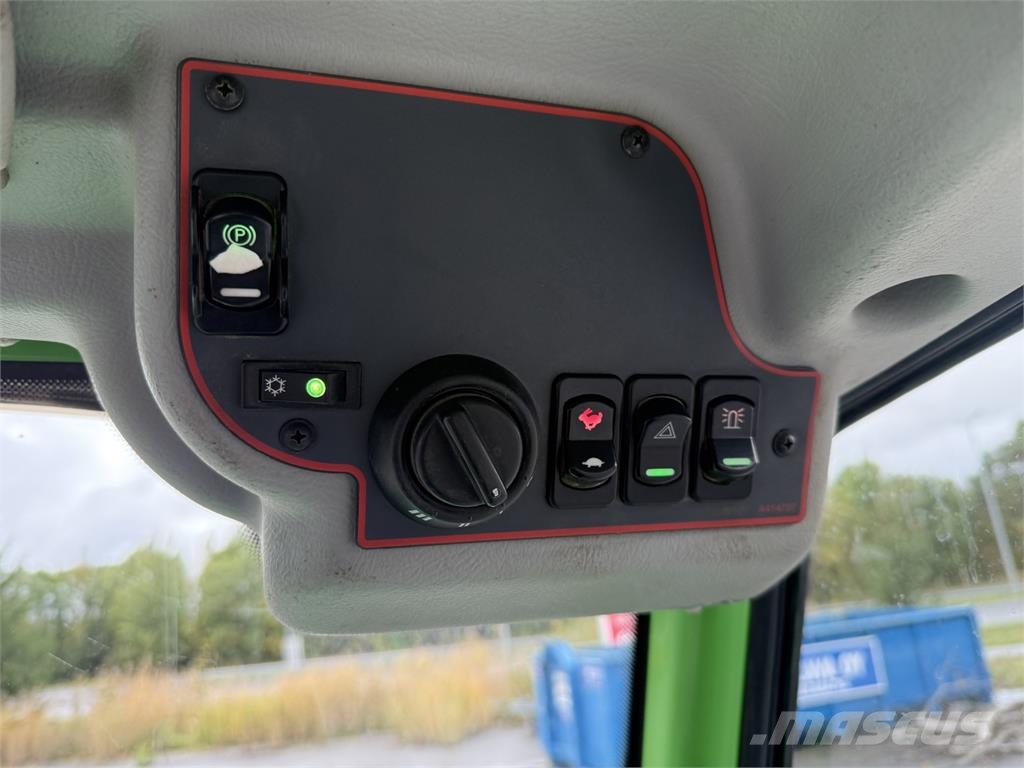 Avant 760i DLX Pienkuormaajat