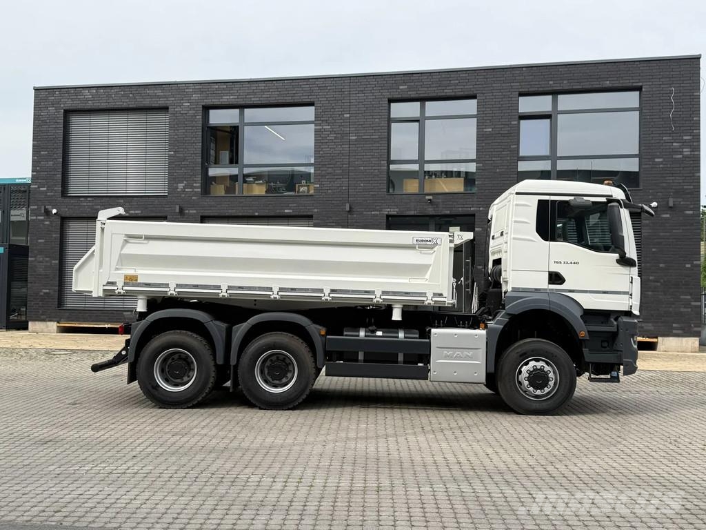MAN TGS 33.440 MAN TGS 33.440 6x6 3-Seiten- Kipper Eur Tipper trucks