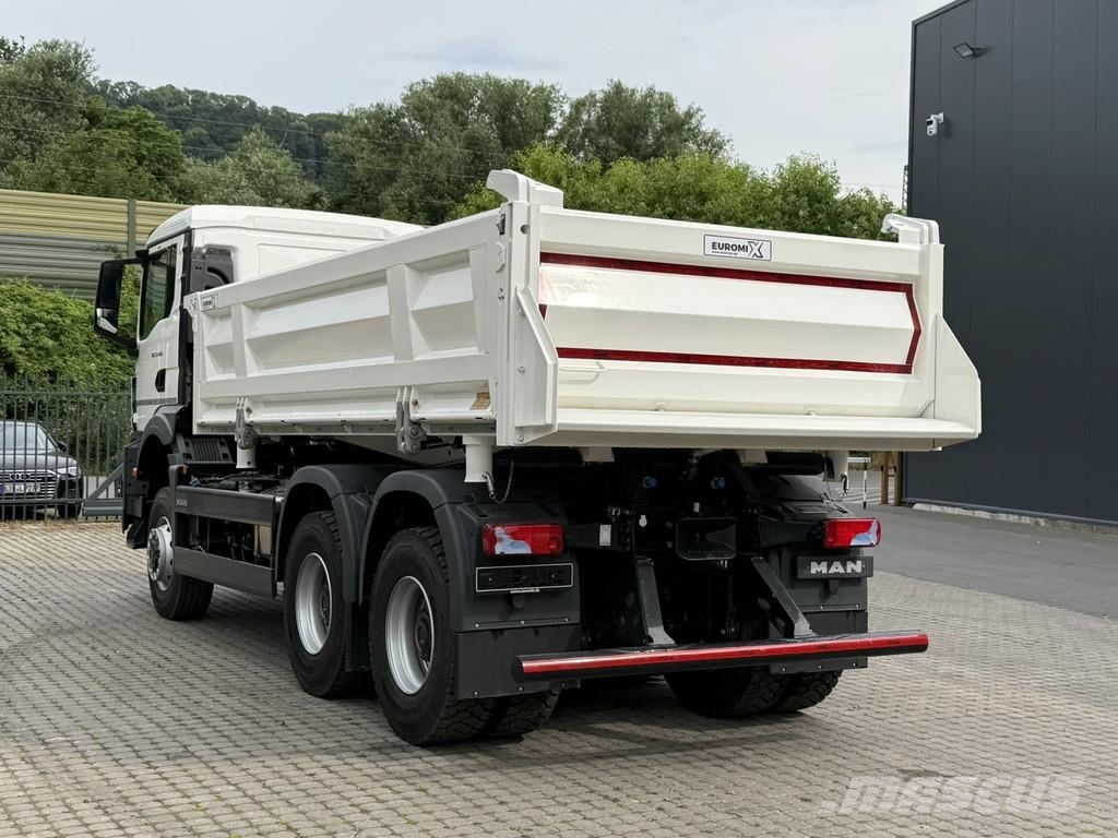 MAN TGS 33.440 MAN TGS 33.440 6x6 3-Seiten- Kipper Eur Tipper trucks