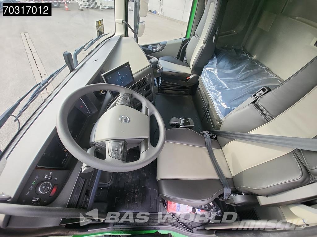 Volvo FH 500 8X2 COMING SOON! NEW Palfinger PK53002 SH-F Ciężarówki typu Platforma / Skrzynia
