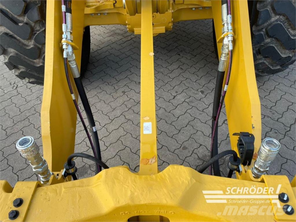 CAT 938 HL Utovarivači na točkove