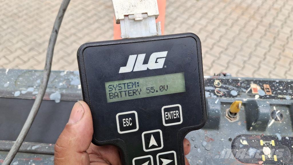 JLG M600JP Articulated boom lifts