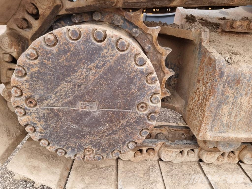 Komatsu PC 290 - 8 حفارات زحافة