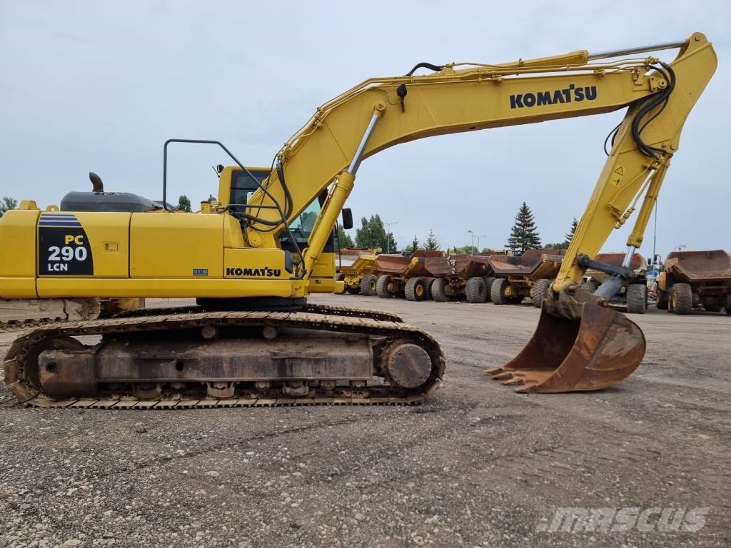 Komatsu PC 290 - 8 حفارات زحافة