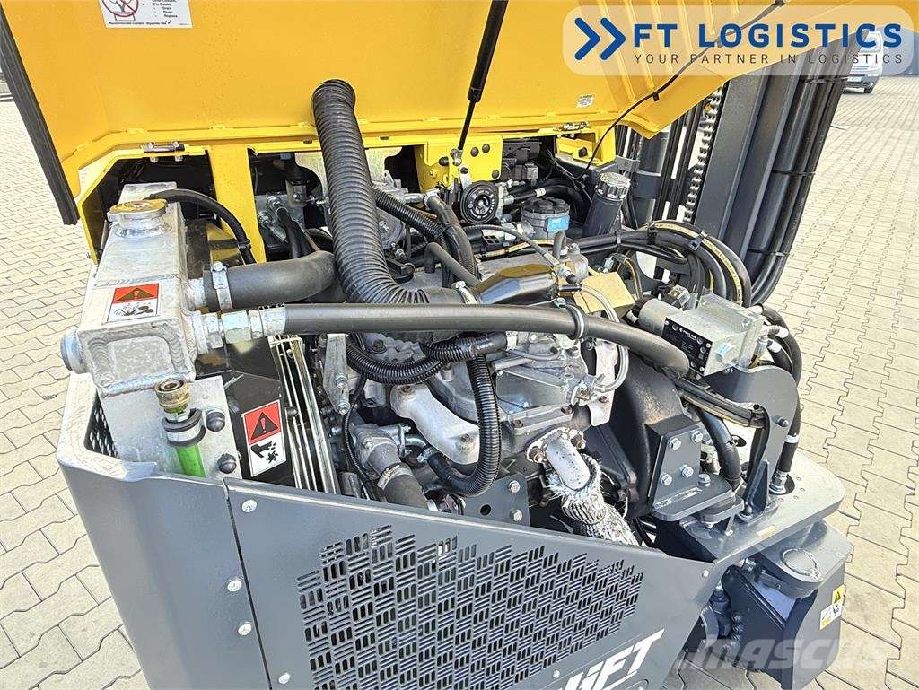 Combilift CB2500 | GAS | TRIPLEX 4900MM | FREE-LIFT | FORK-P 4-way reach truck