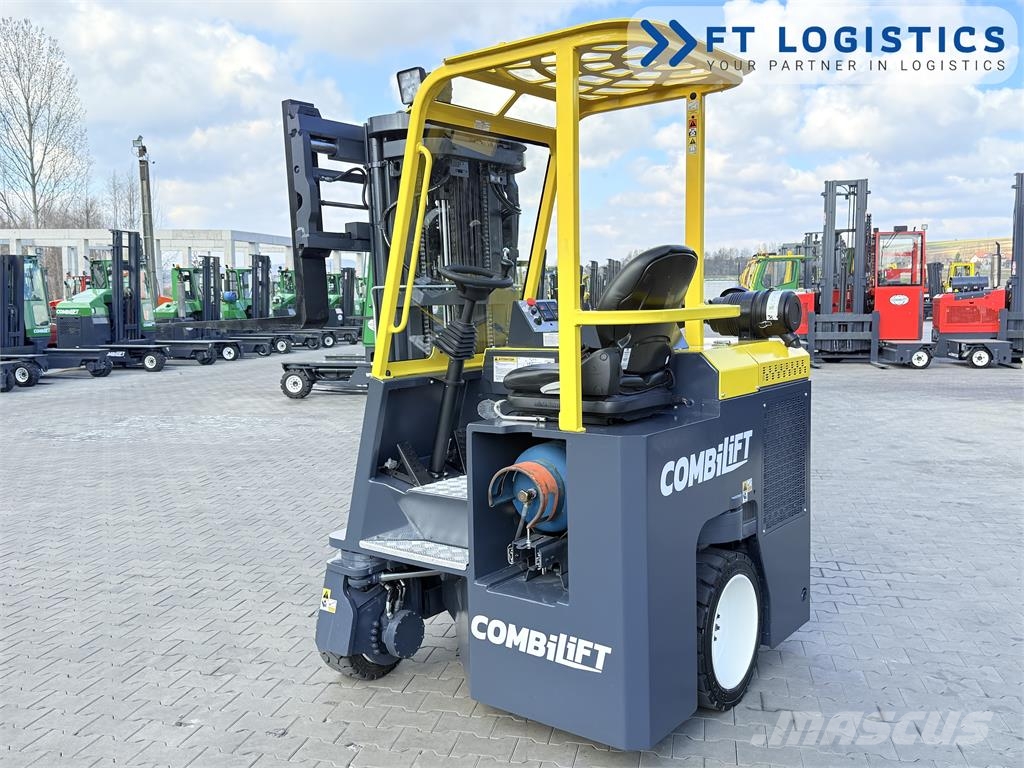 Combilift CB2500 | GAS | TRIPLEX 4900MM | FREE-LIFT | FORK-P 4-way reach truck