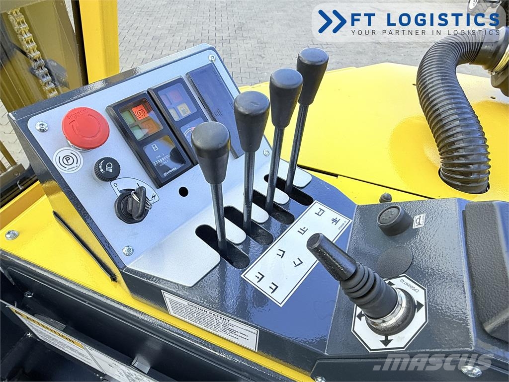 Combilift CB2500 | GAS | TRIPLEX 4900MM | FREE-LIFT | FORK-P 4-way reach truck