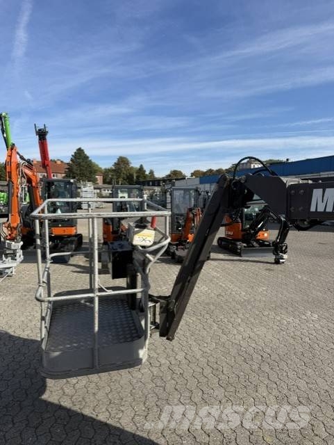 Manitou Gelenk-Teleskop-Arbeitsbühne 120 AETJ 3 D Compakt Gelenkteleskoparbeitsbühnen