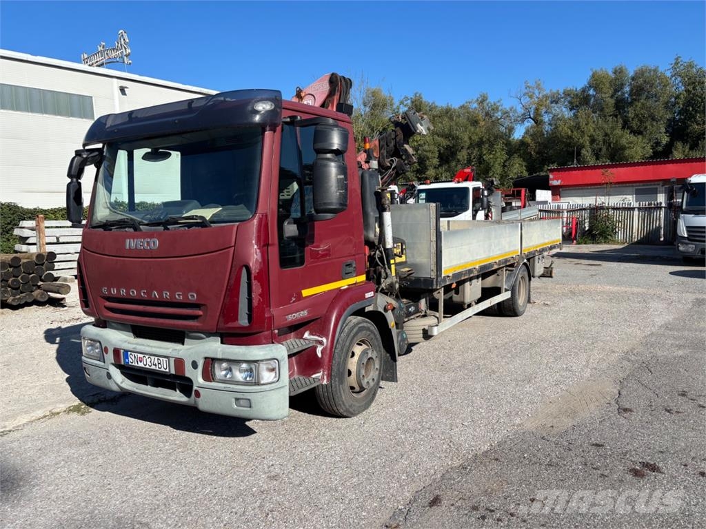 Iveco EUROCARGO 150E25 + HR FASSI 95A23 Camion con sponde ribaltabili