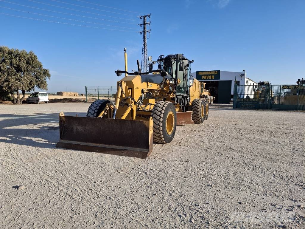 CAT 120 M 2 Niveladoras