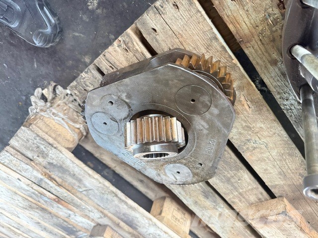 Volvo EC 750 USED SWING GEARS トランスミッション