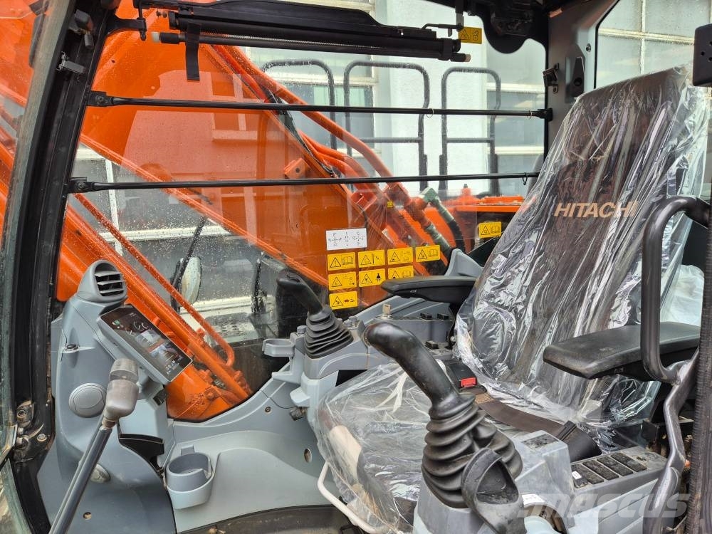 Hitachi ZX 210 LC-7 履带挖掘机