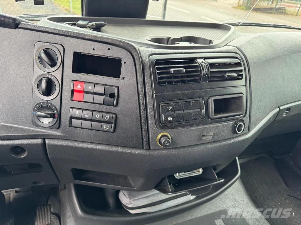 Mercedes-Benz Atego 1016 4X2 - EURO 6 + DHOLLANDIA LIFT Samochody ciężarowe ze skrzynią zamkniętą