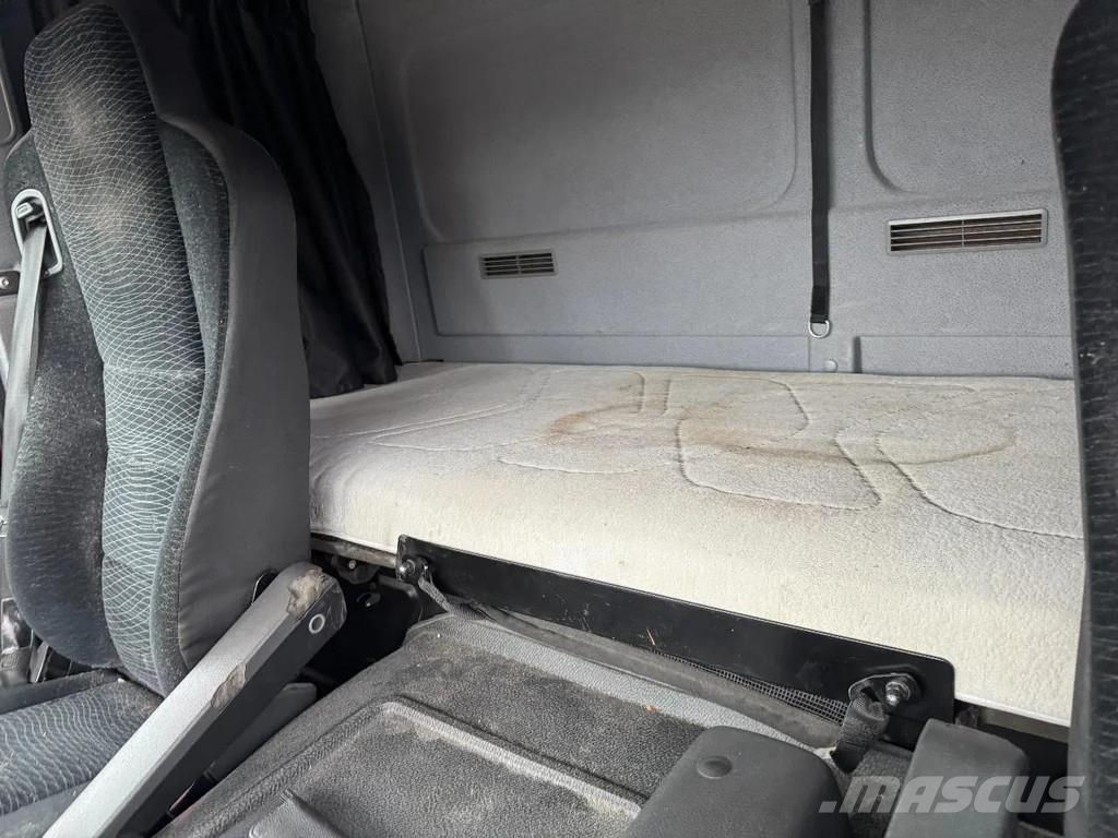 Mercedes-Benz Atego 1016 4X2 - EURO 6 + DHOLLANDIA LIFT Samochody ciężarowe ze skrzynią zamkniętą
