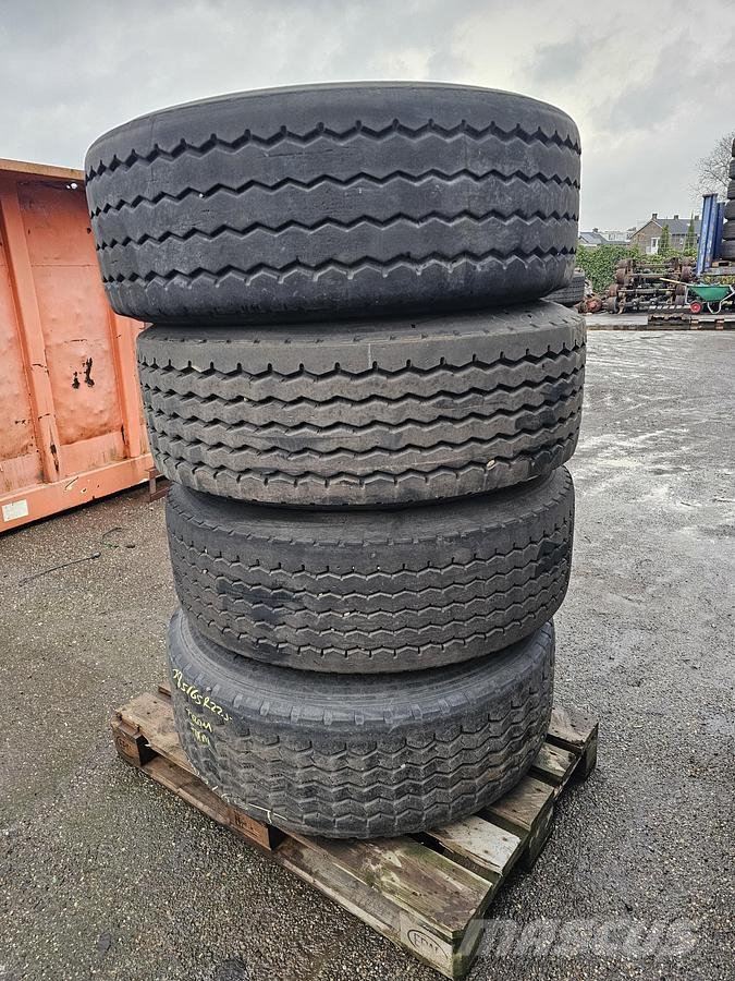 Bridgestone 385/65 R 22.5 ON RIM FOR DRUM BRAKES. Other components