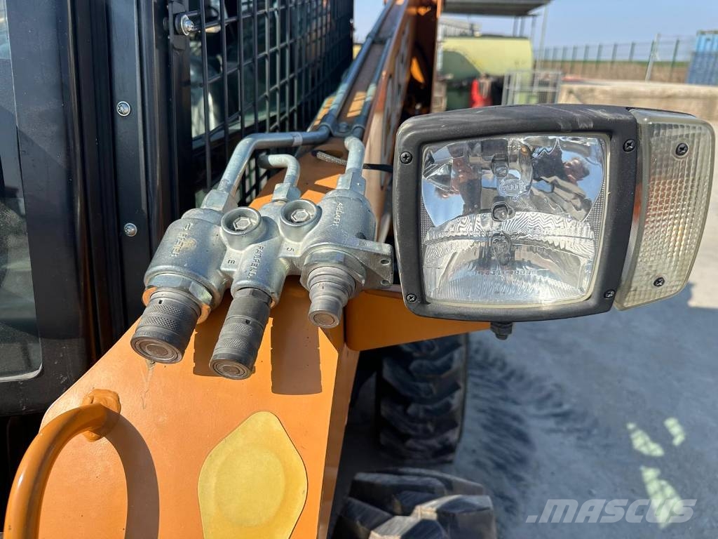 CASE SR 210 LODER Mini chargeuse