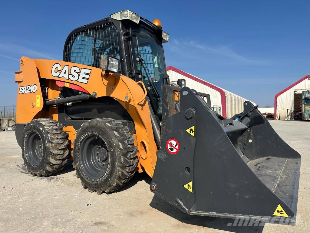 CASE SR 210 LODER Mini chargeuse