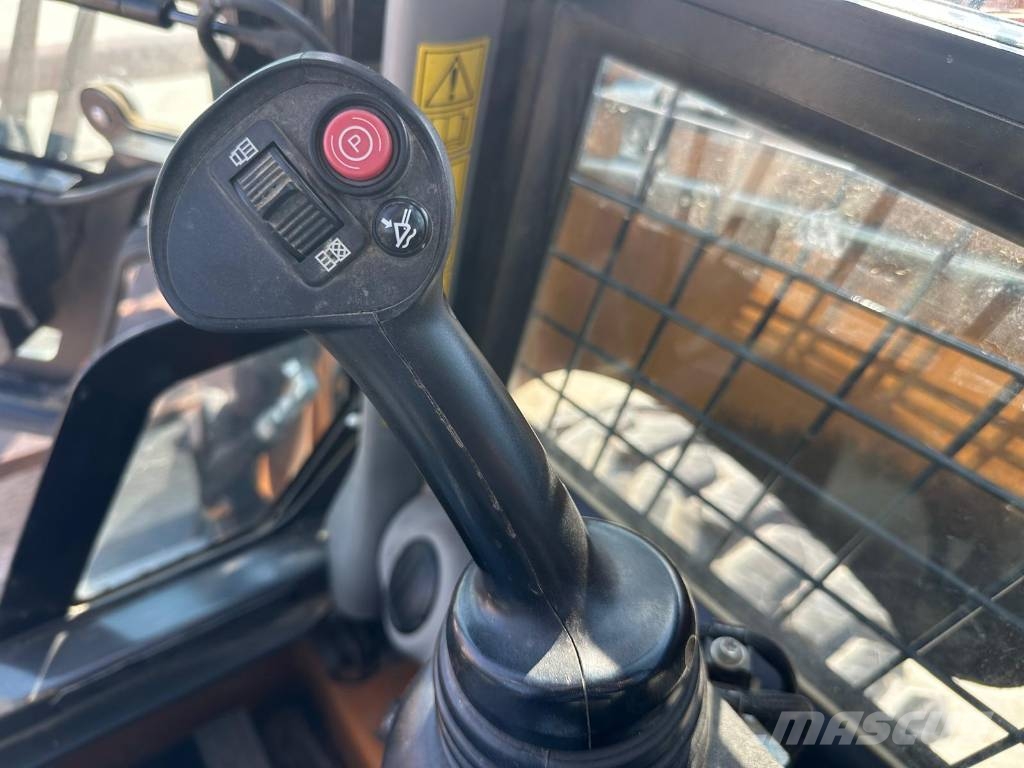 CASE SR 210 LODER Mini chargeuse