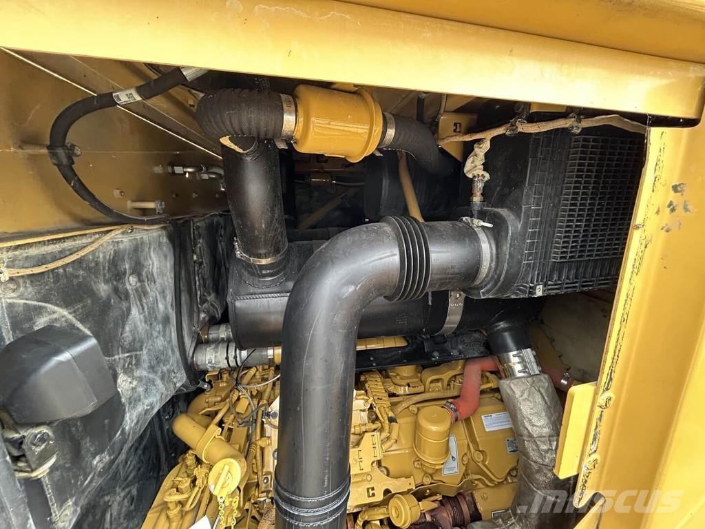 CAT 2014 990K Rebuild Læssemaskiner på hjul