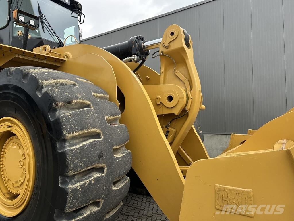 CAT 2014 990K Rebuild Læssemaskiner på hjul