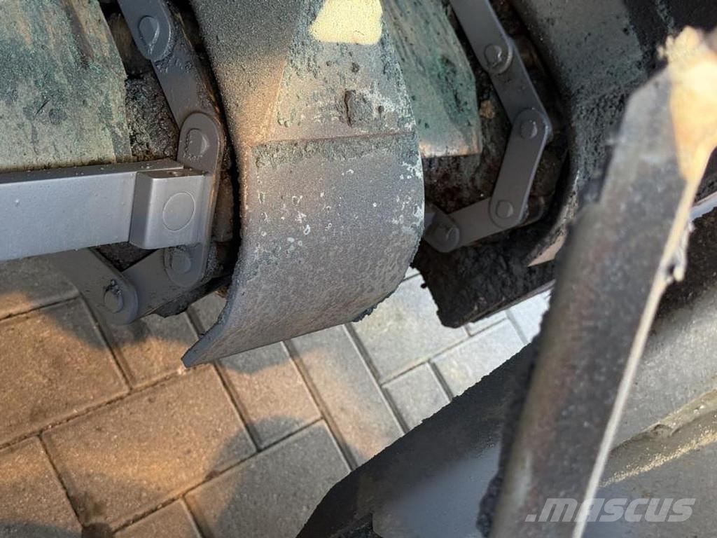 Vögele S 1303-3i معدات السفلتة
