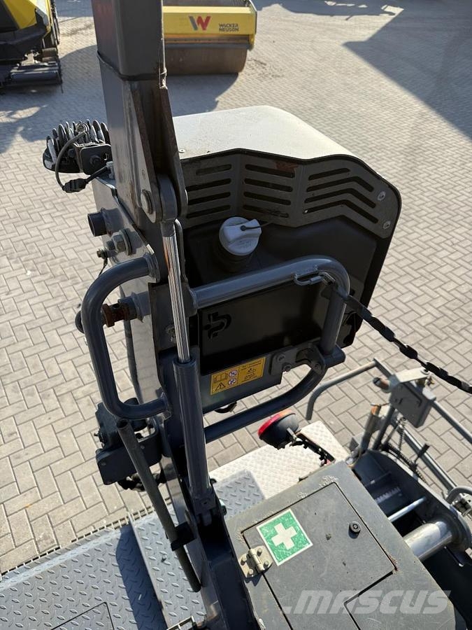 Vögele S 1303-3i معدات السفلتة