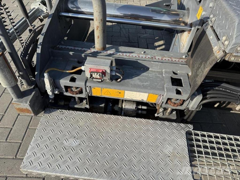 Vögele S 1303-3i معدات السفلتة