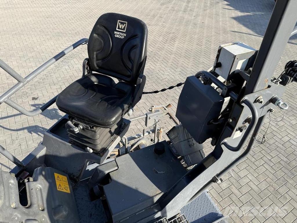 Vögele S 1303-3i معدات السفلتة