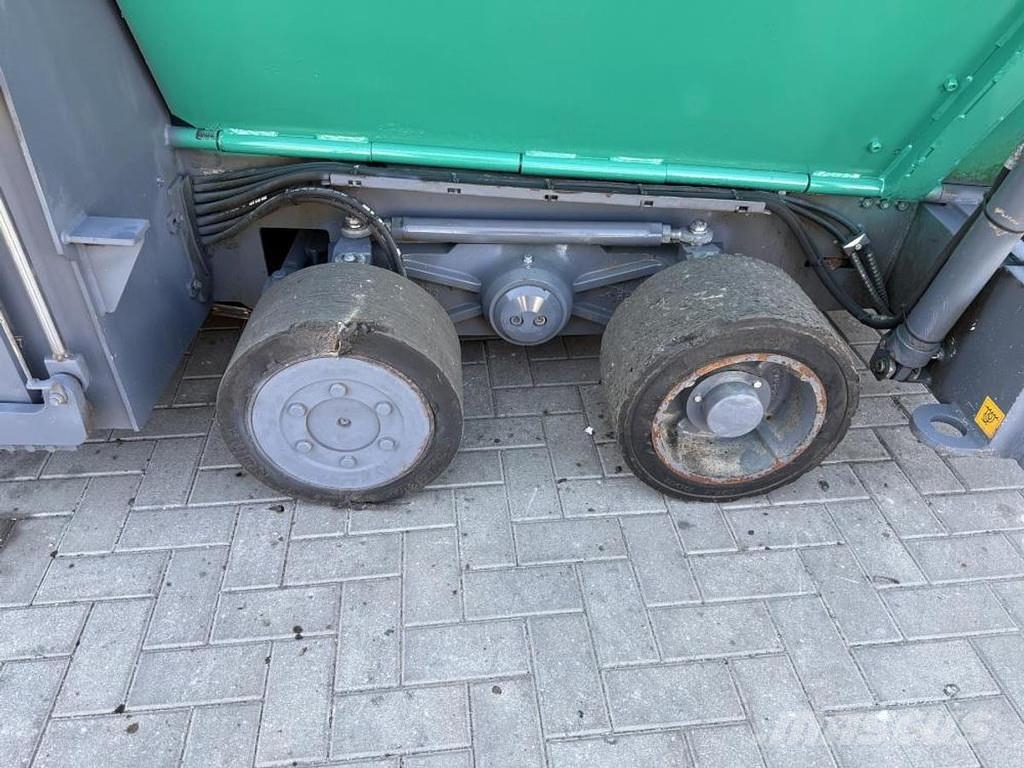 Vögele S 1303-3i معدات السفلتة
