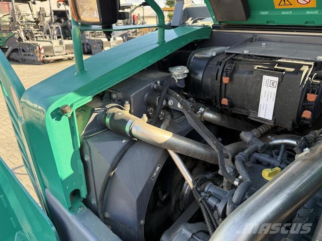 Vögele S 1303-3i معدات السفلتة
